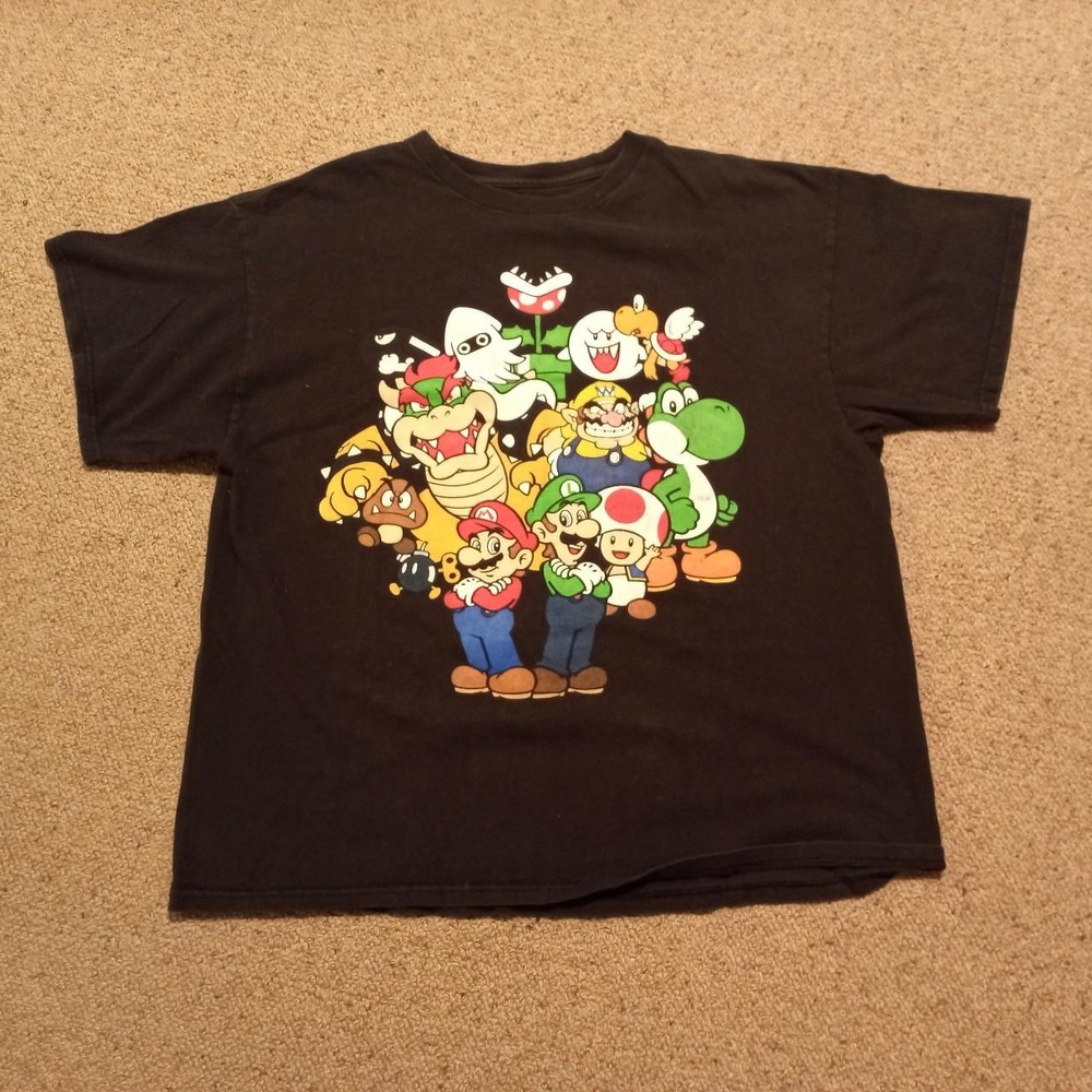 VINTAGE SUPER MARIO CREW T SHIRT